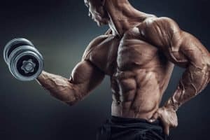 Los mejores ejercicios de bíceps según Charles Poliquin
